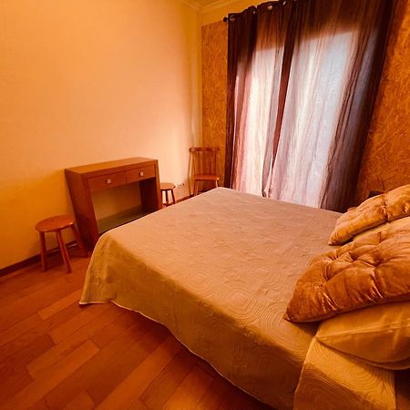 Apartamentos Da Carreira فونشال الغرفة الصورة